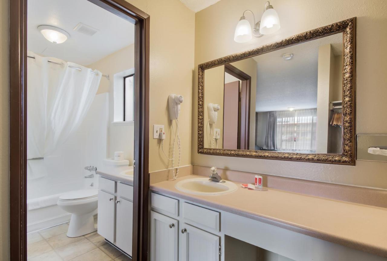 Econo Lodge Inn & Suites Hoquiam Екстериор снимка