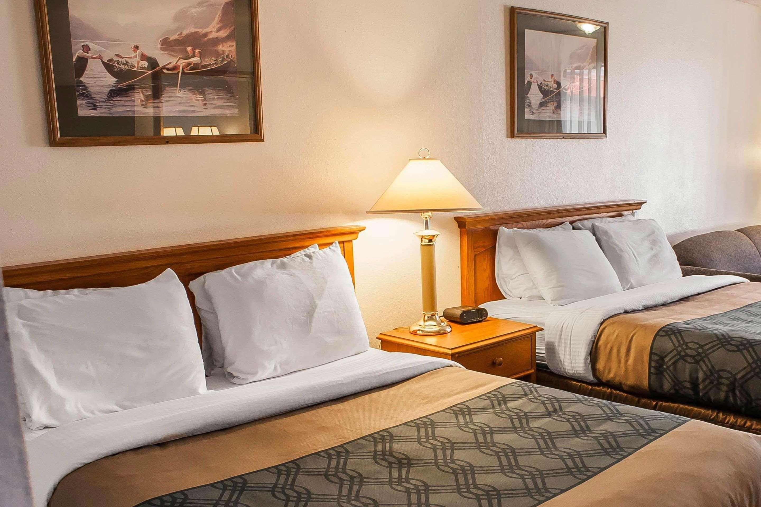 Econo Lodge Inn & Suites Hoquiam Екстериор снимка