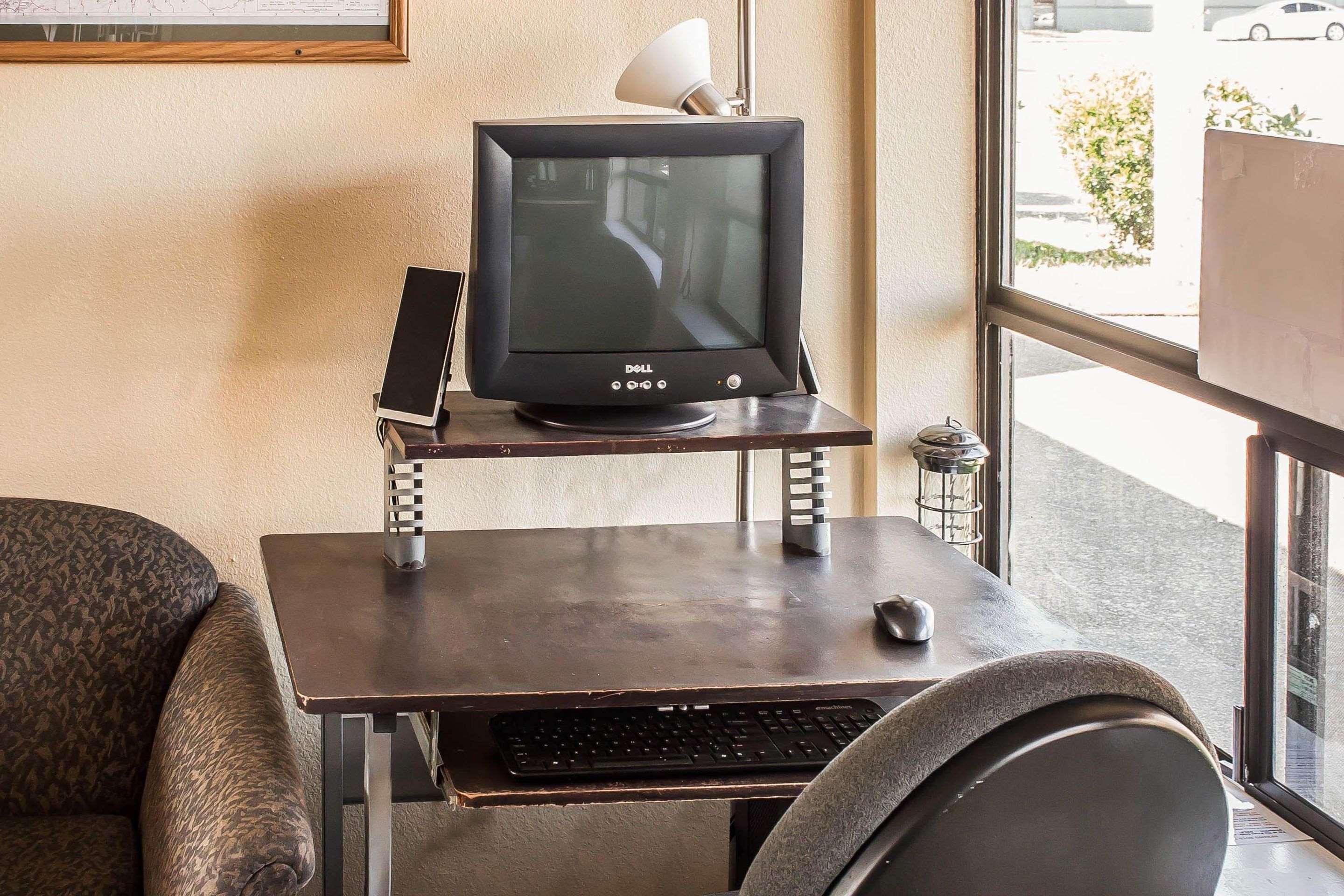 Econo Lodge Inn & Suites Hoquiam Екстериор снимка