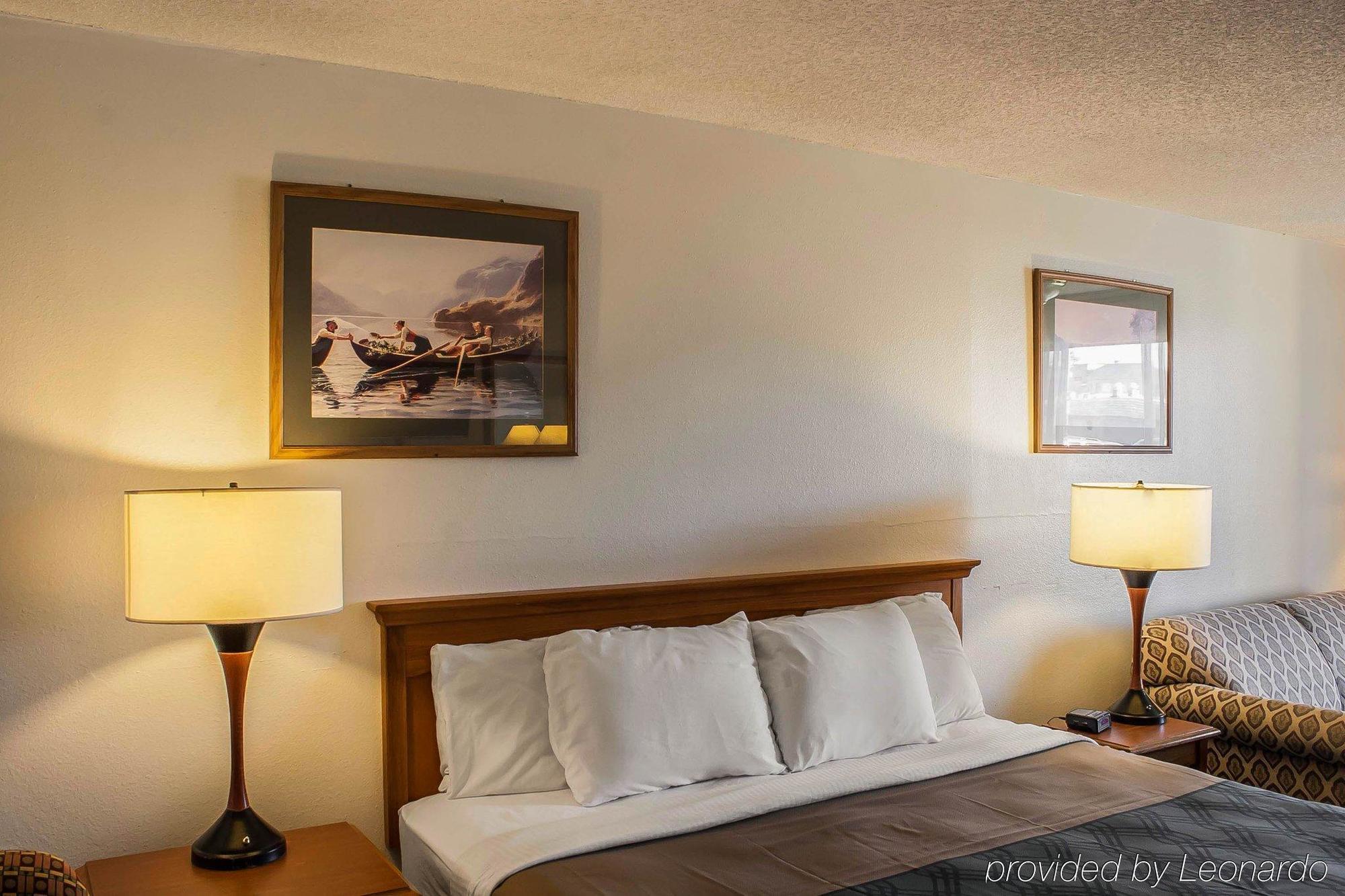 Econo Lodge Inn & Suites Hoquiam Екстериор снимка