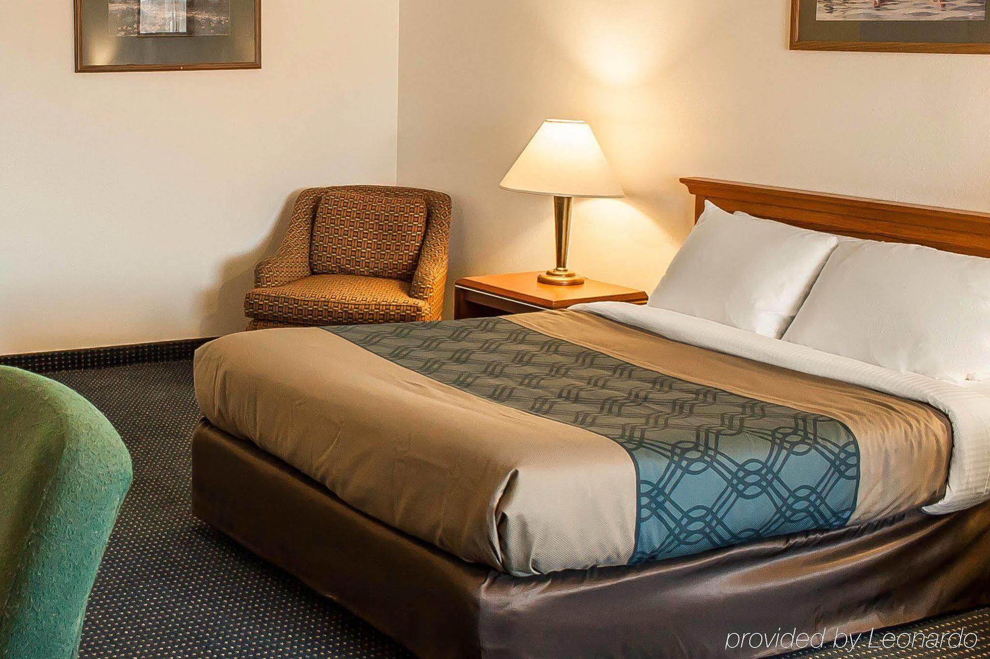Econo Lodge Inn & Suites Hoquiam Екстериор снимка