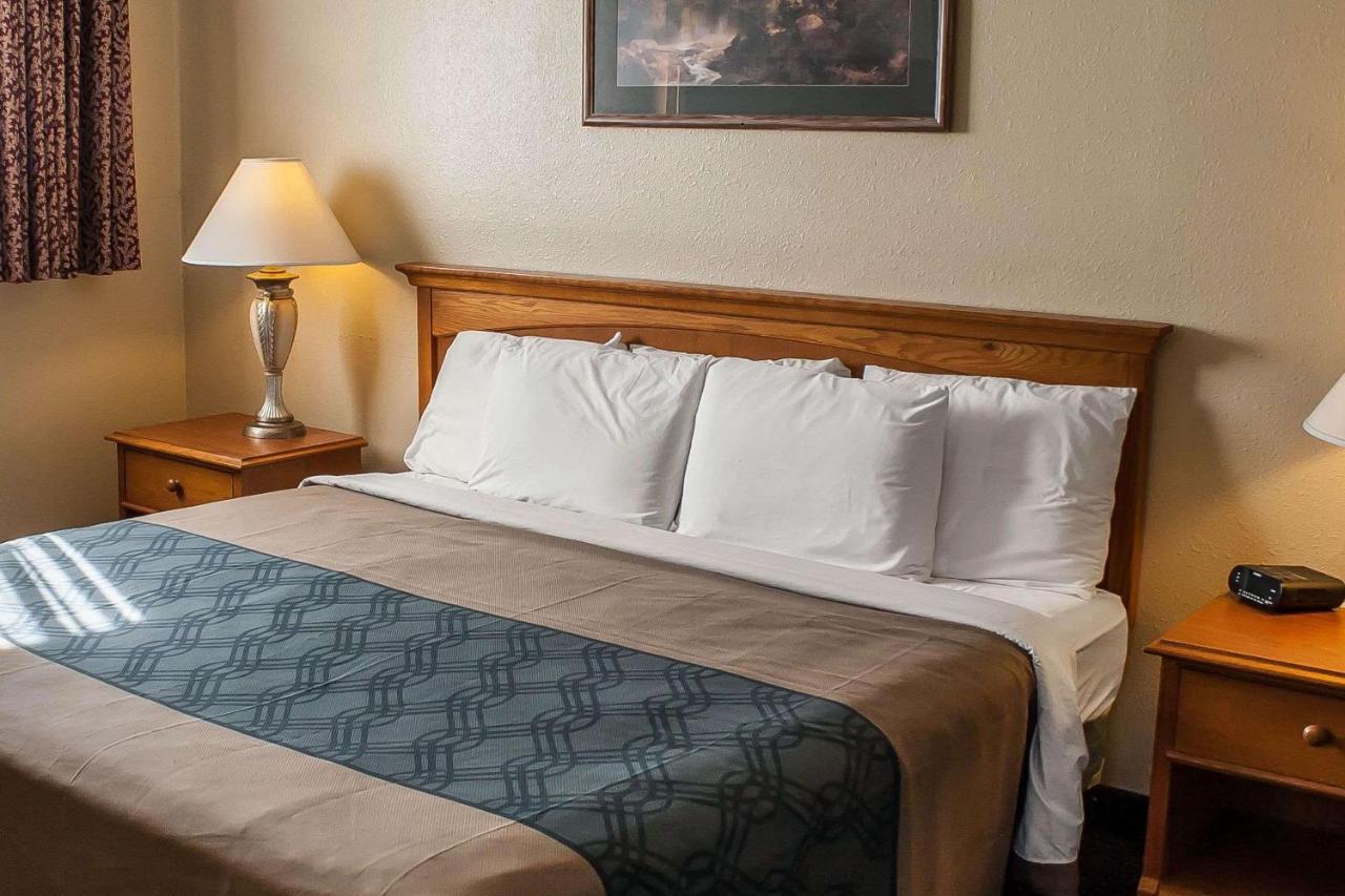 Econo Lodge Inn & Suites Hoquiam Екстериор снимка