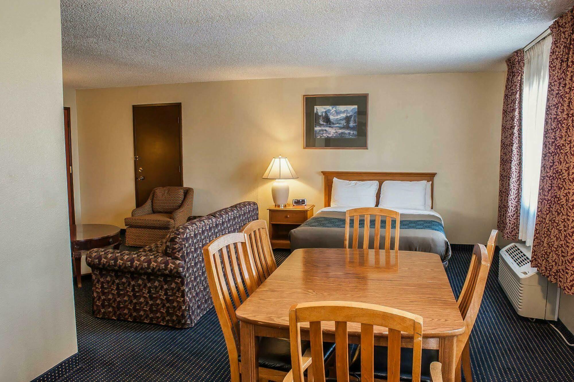 Econo Lodge Inn & Suites Hoquiam Екстериор снимка